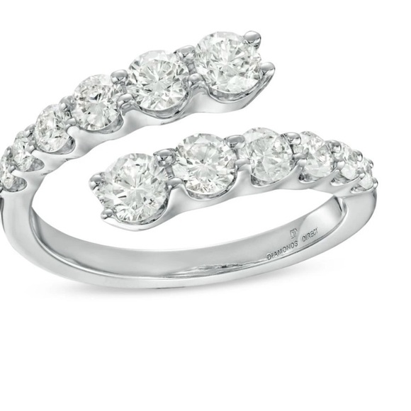 Diamond Ring - Picture 5 of 6